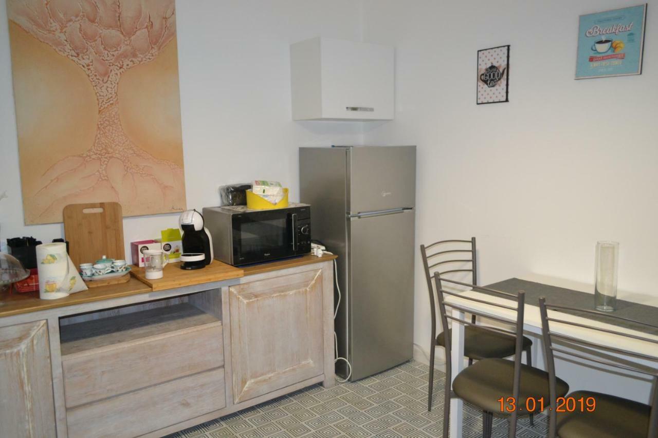 Valentina'S House Bed & Breakfast Pozzuoli Exterior photo